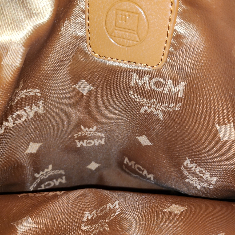 MCM Stark Backpack - Picture 10 of 14